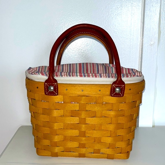 Longaberger Handbags - Longaberger Basket Purse with liner & plastic insert
